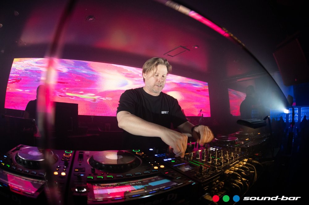 FERRY CORSTEN 1/17/26
